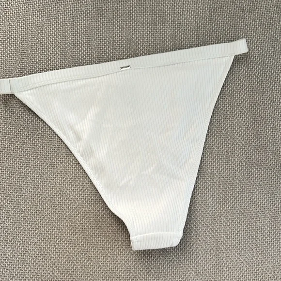 NWOT VS PINK Ribbed High Leg Cheeky Bikini Bottoms - Picture 4 of 8